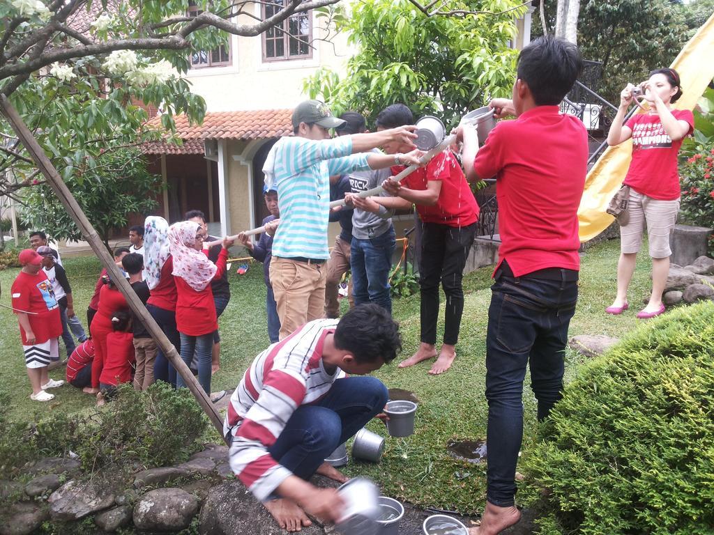 Bumi Cikeas Sentul Bogor Hotell Eksteriør bilde