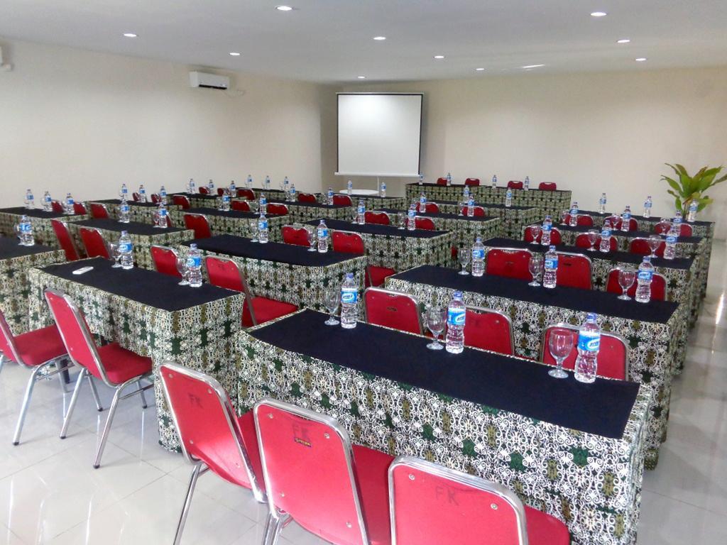 Bumi Cikeas Sentul Bogor Hotell Eksteriør bilde