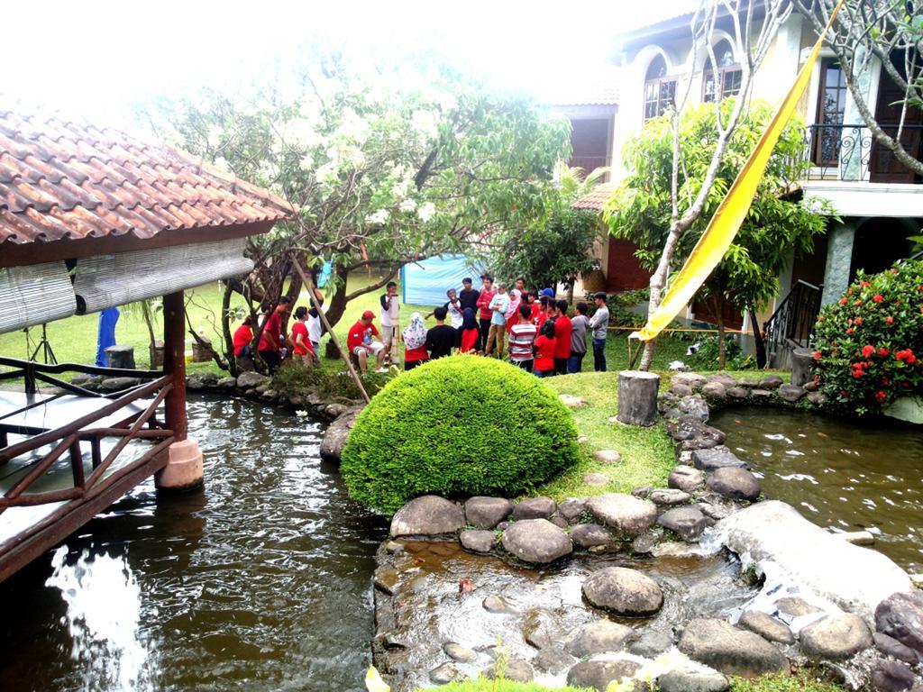 Bumi Cikeas Sentul Bogor Hotell Eksteriør bilde