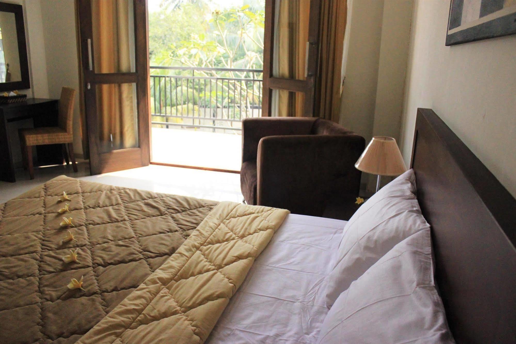 Bumi Cikeas Sentul Bogor Hotell Eksteriør bilde
