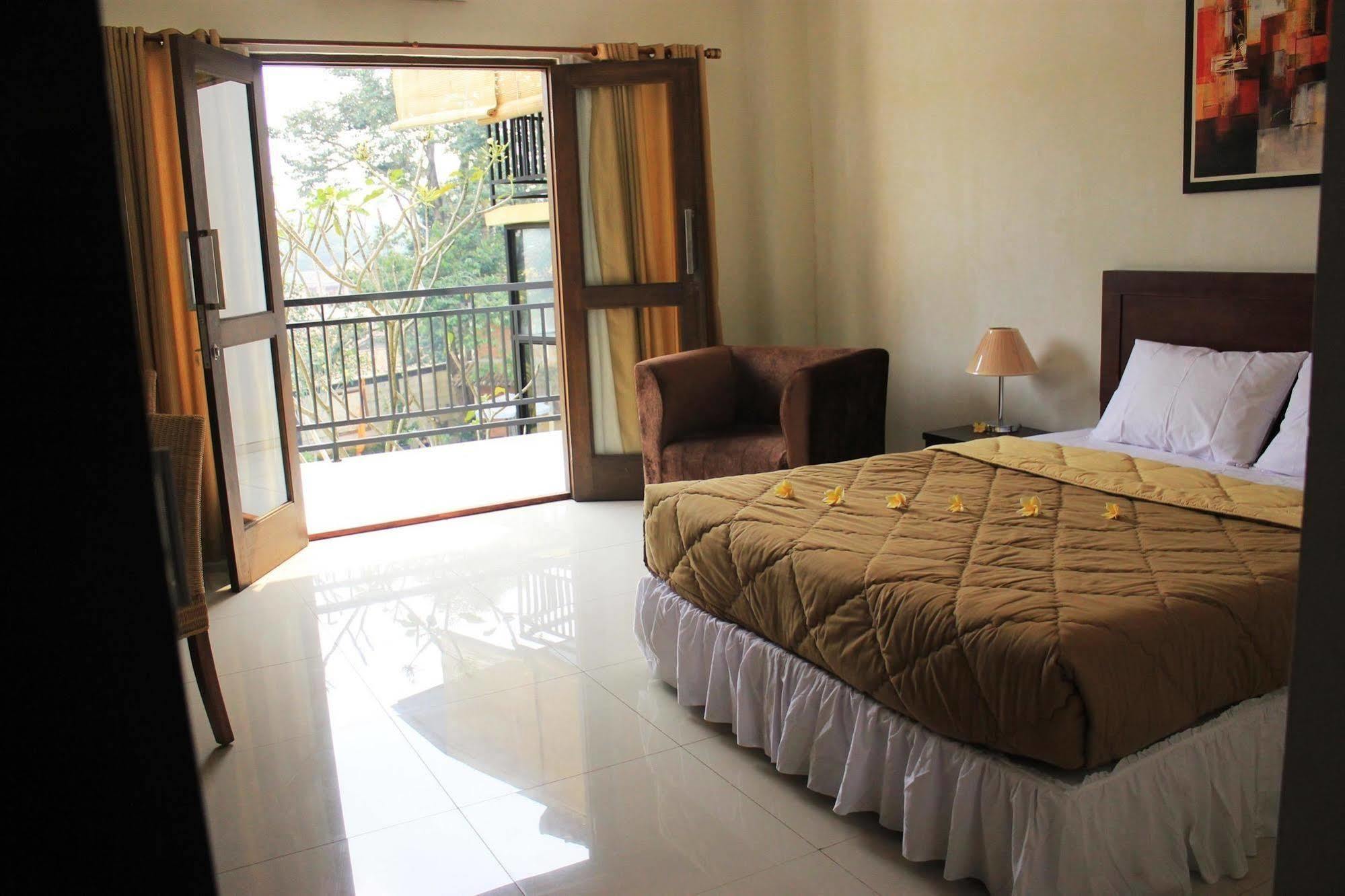 Bumi Cikeas Sentul Bogor Hotell Eksteriør bilde